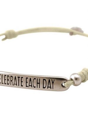 Gemshine Armband mit Gravur "CELEBRATE EACH DAY", Made in Germany